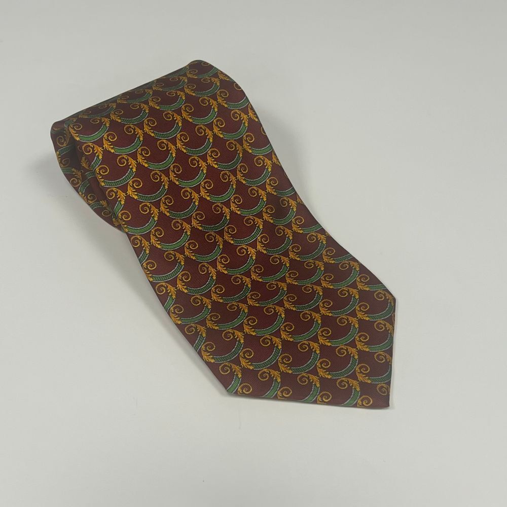Aquascutum of London Silk Tie Burgundy Green Gold Scroll Pattern Classic Necktie